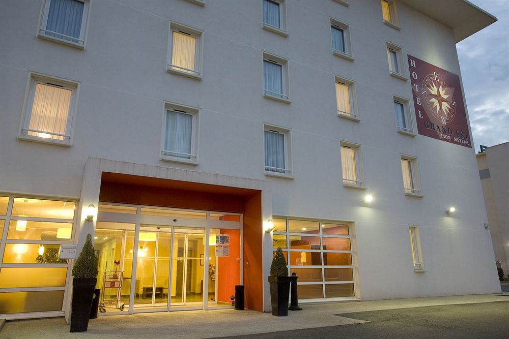 Ibis Styles Lyon Meyzieu Arena Stadium Екстериор снимка
